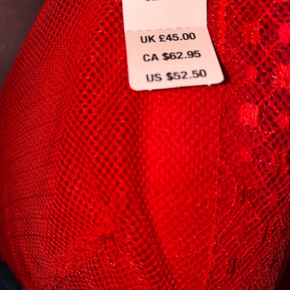 Candy Apple Red Brand New Victoria Secret Bra 32DDD - Picture 4 of 4